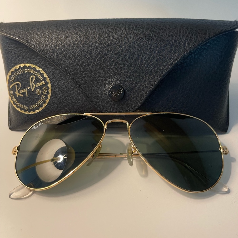 Small Women’s Ray-Ban Aviators